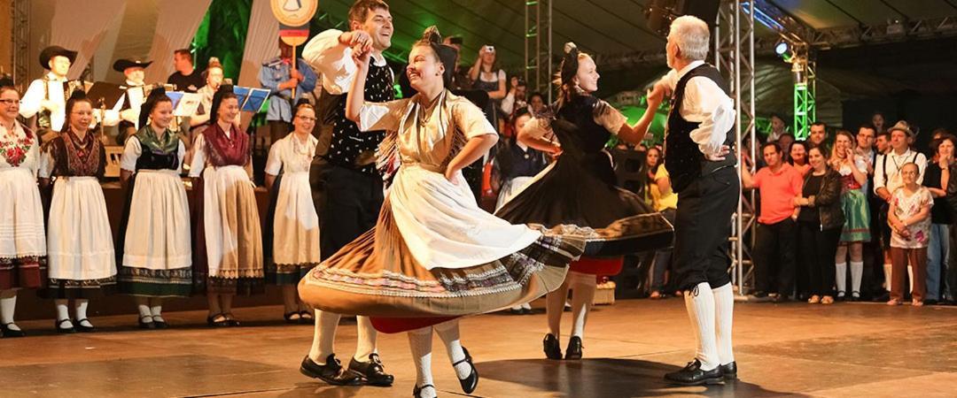 Quartos Proximos A Oktoberfest, Em Blumenau Exteriör bild
